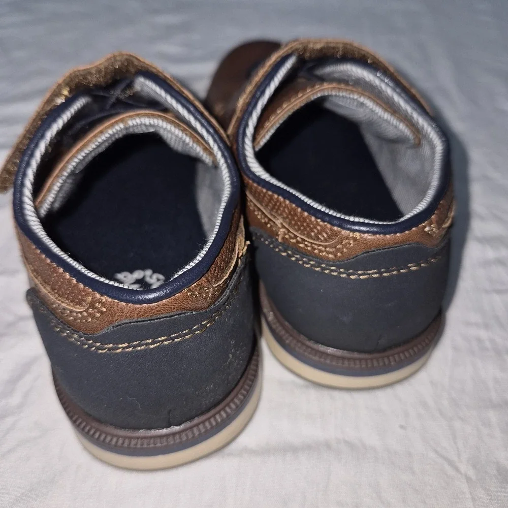 Jumping Beans Porto Brown/Navy Hook & Loop Oxford Dress Shoes Round Toe US 8 M
